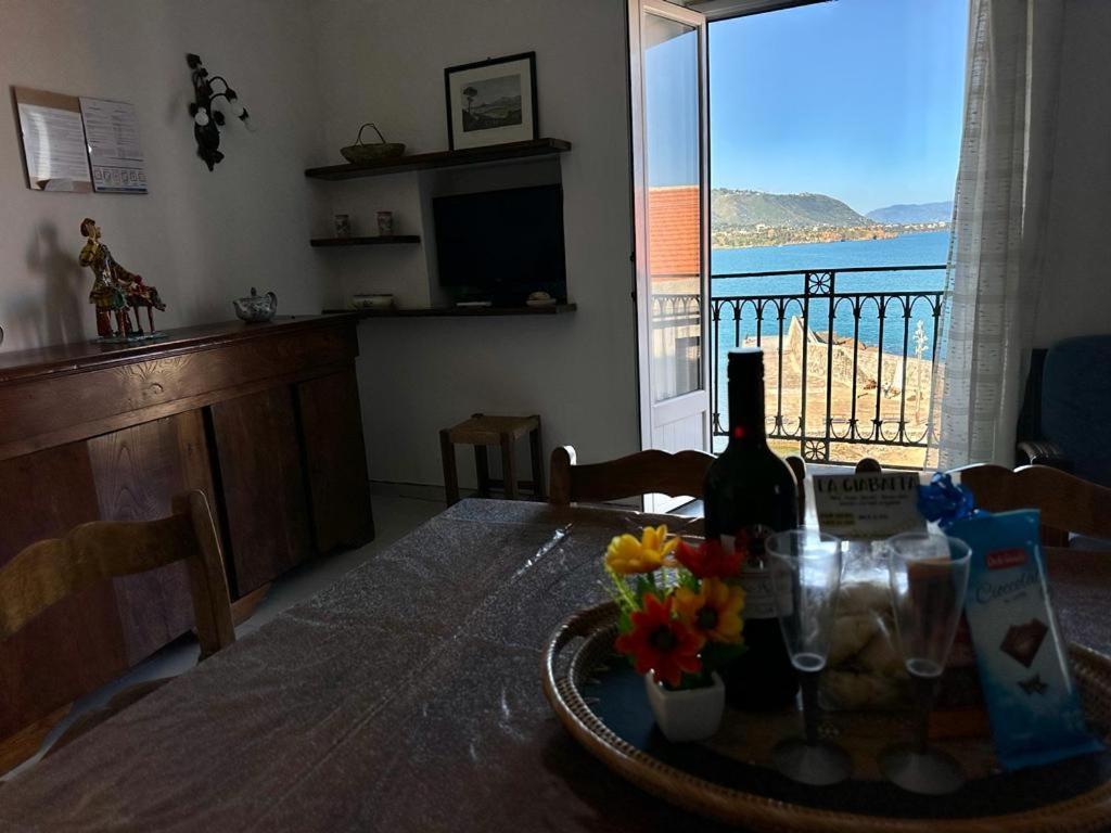 Molo Sea View Apartment Cefalu Exterior photo